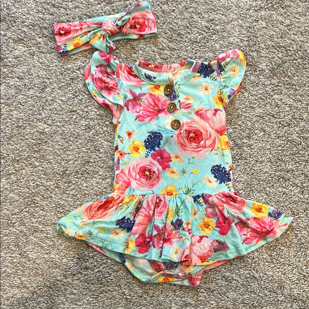 Posh Peanut 3-6mo Bodysuit Twirl & Headband
